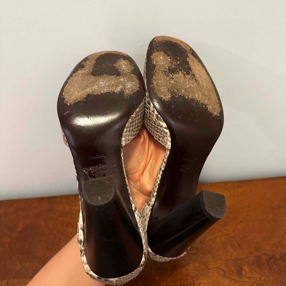 Bally Heels - Picture 10 of 11